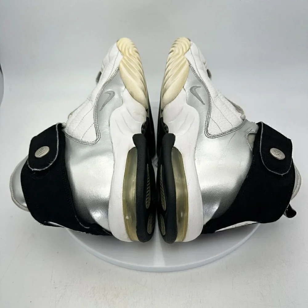 Nike Air Max Penny IV 4 Men Size 10 White Black Metallic Silver Basketball Shoes